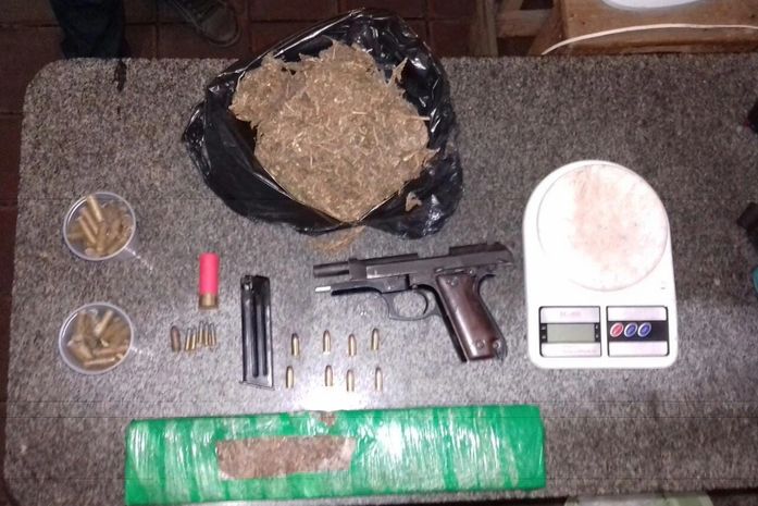 Durante operação integrada, polícia desarticula grupo suspeito de tráfico de drogas