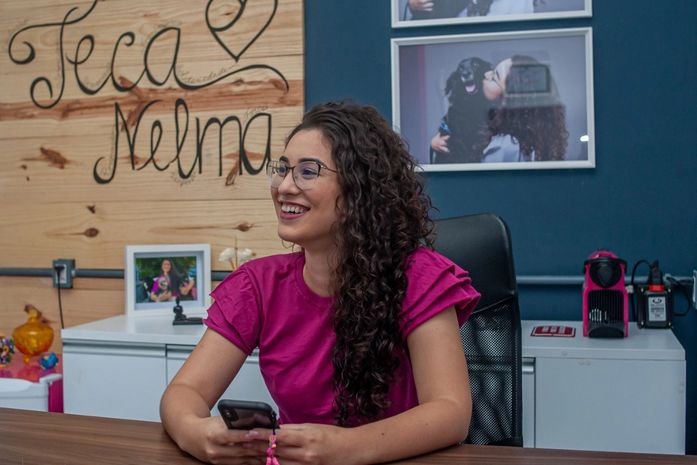 Teca Nelma realiza nova seleção pública para universitários em seu gabinete