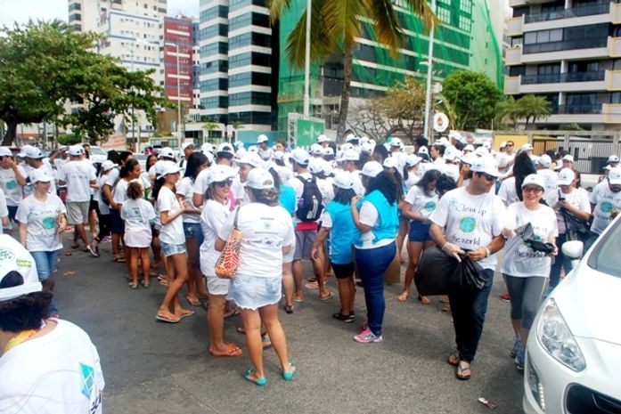 Projeto "Clean Up the World", do Instituto Biota