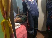 Militares socorrem idosa após vazamento de gás no Village Campestre