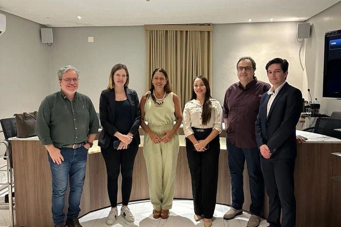 Cibele Moura participa de apresentação da Fecomércio-AL sobre uso de IA para fortalecer o comércio alagoano