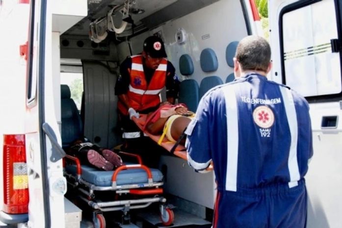 Samu realiza atendimento