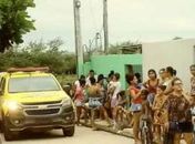 Três aparelhos de TV e dois celulares foram levados da residência.