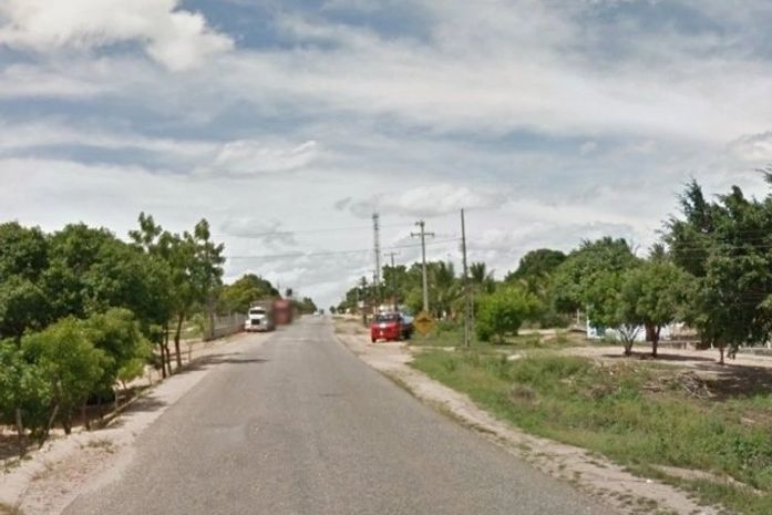 Motociclista fica ferido após ser atingido por pneu de caminhão
