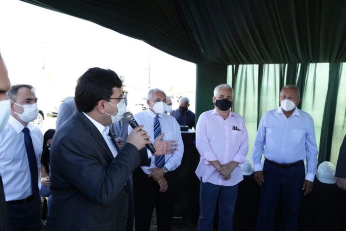 Grupo Carajás lança pedra fundamental de loja
para construção no Piauí