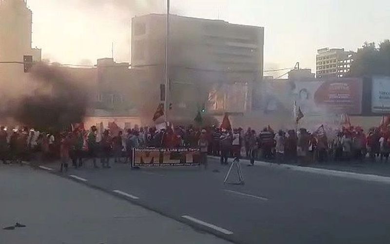 Protesto na Avenida da Paz