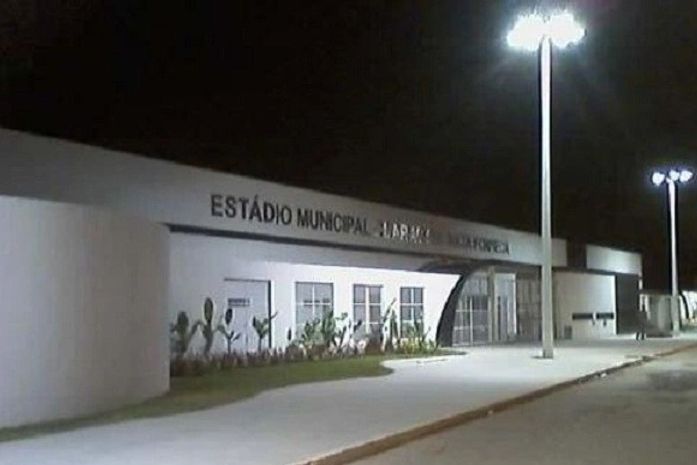 Estádio Municipal Coaracy da Mata Fonseca , em Arapiraca