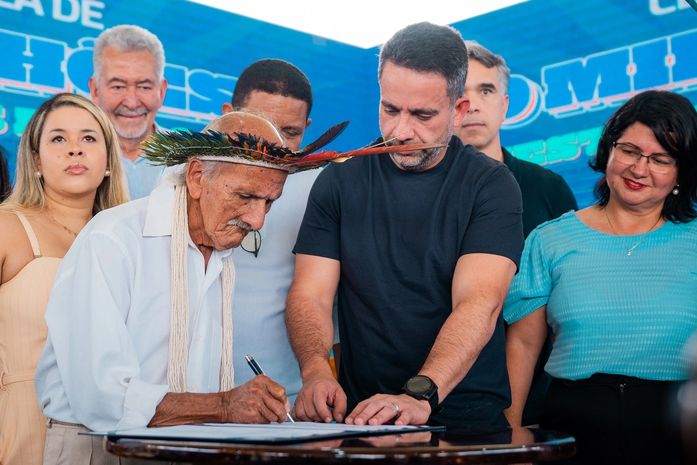 As escolas quilombolas, em Alagoas, não cabem no  Programa 'Escola do Coração'. Por que, Paulo Excelência?