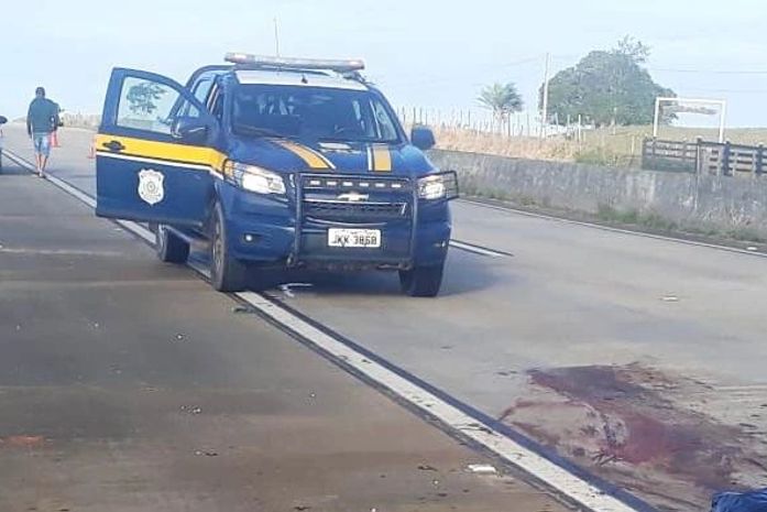 Homem fica desfigurado após ser atropelado e morto na BR-101