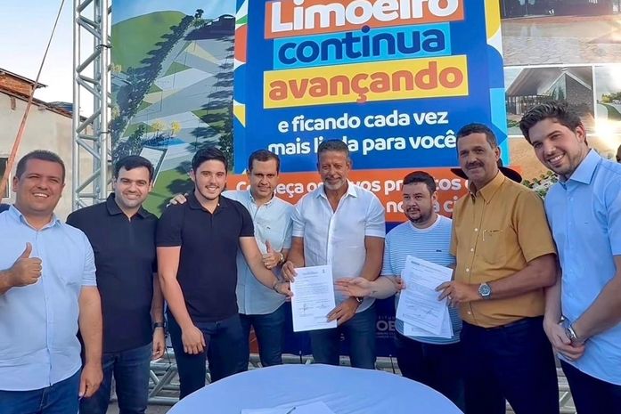 Prefeitura de Limoeiro de Anadia realiza caravana de inaugurações com entrega de rodovia e anúncio de novas obras