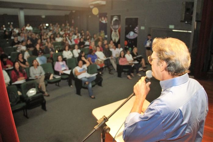 Prefeitura de Arapiraca reúne gestores para apresentação do busca ativa escolar no município