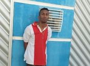 Heverton Ednaldo da Silva Lima foi preso vendendo drogas em porta de escola 