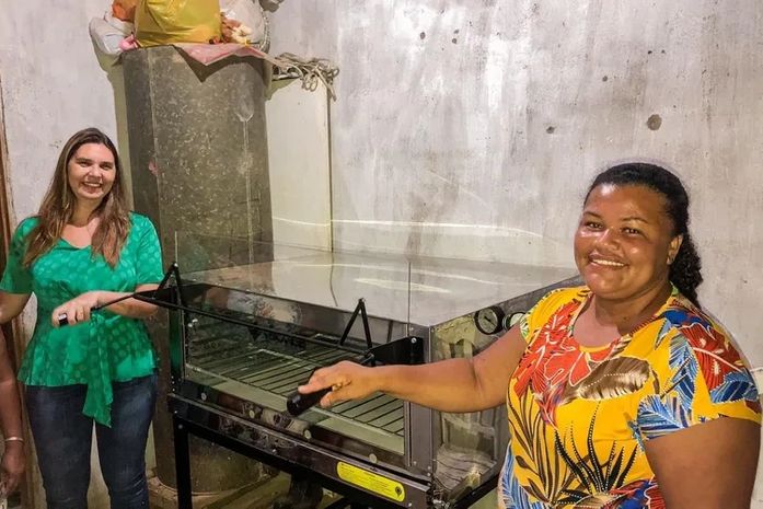 
Essa é uma história de como um convite, da então deputada, Jó Pereira para um Audiência Pública,  fez um Quilombo entrar para o Sistema OCB e se transformar na Flor de Macaxeira 
