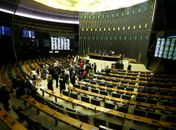 Plenário da Câmara começa a discutir reforma da Previdência