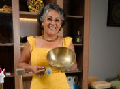 Como a massagem de som pode ajudar no tratamento de mulheres que lutam contra o câncer