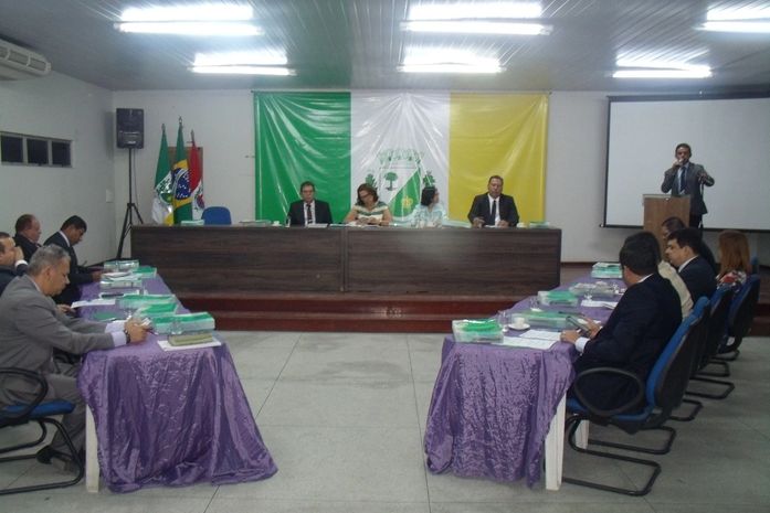 Vereadora solicita informações sobre ampliação do Hemocentro Regional de Arapiraca