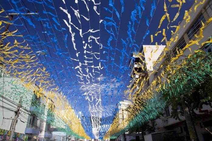 Alurb pede que população colabore com a coleta de resíduos em ruas decoradas para jogos