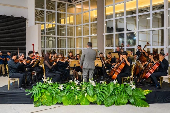 Homenagem e emoção marcam a entrega do Centro de Convenções de Arapiraca