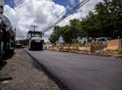 Trecho da Avenida Durval de Góes Monteiro, sentido centro, recebe pavimentação