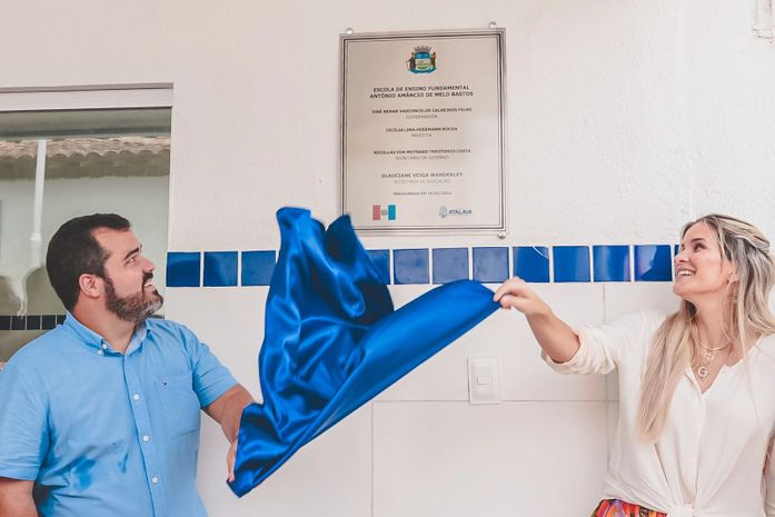 Prefeita Ceci Rocha entrega escolas reformadas e valoriza alunos e profissionais da educação em Atalaia