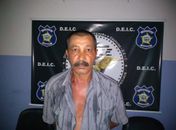 Após denúncia, acusado de matar padrasto é preso 22 anos depois do crime