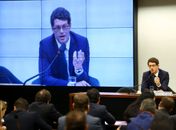 Salles diz que óleo no Nordeste vem "muito provavelmente" da Venezuela