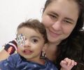 Mãe faz campanha para tratamento do filho e realização de cirurgia