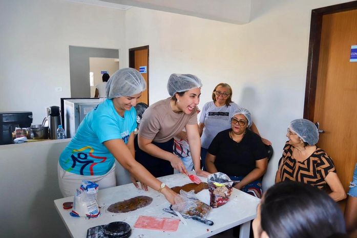 Deputada Gabi Gonçalves realiza Oficina de Panetones em Maribondo