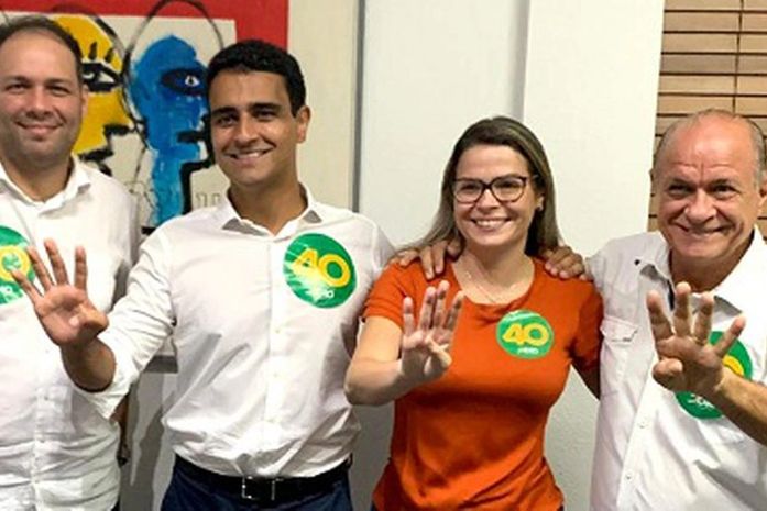 Crise: JHC exige apoio e família 'Ronalsa' entrega cargos