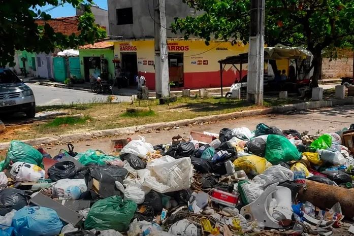 Sem avanço nas negociações, Defensoria anuncia ida à Justiça contra crise do lixo em Maceió