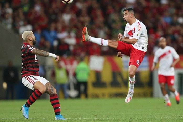 Internacional e Flamengo decidem vaga na semifinal da Libertadores