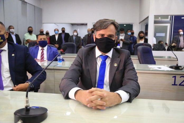 No seu primeiro discurso, vereador Joãozinho cobra pagamento de precarizados da Saúde