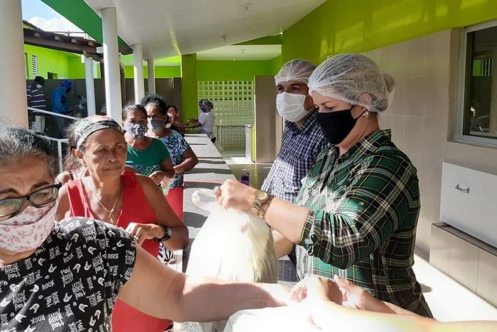 Secretaria de Assistência Social de São Miguel dos Campos distribuiu centenas de milho verde