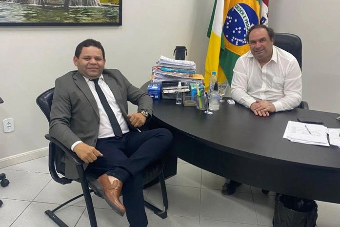 Edvânio do Cangandu sugere que Luciano Barbosa abra o diálogo com servidores da Educação em Arapiraca