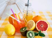 Sucos naturais ajudam a aliviar a ressaca após a maratona do Carnaval