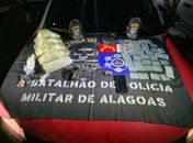 Suspeitos de tráfico de drogas e porte ilegal de arma são presos em operações da PM no interior