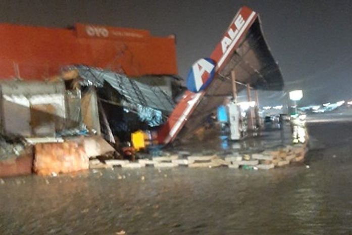 Chuvas causam alagamentos e destroem telhado em posto de combustíveis em Palmeira