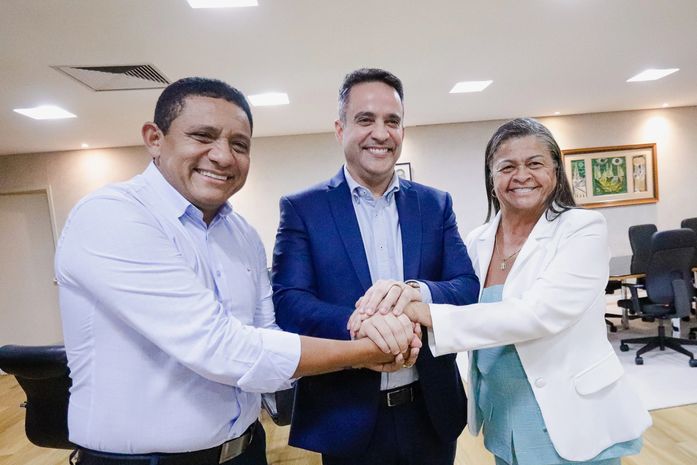 Prefeita Tia Júlia e governador Paulo Dantas alinham novos avanços para Palmeira dos Índios