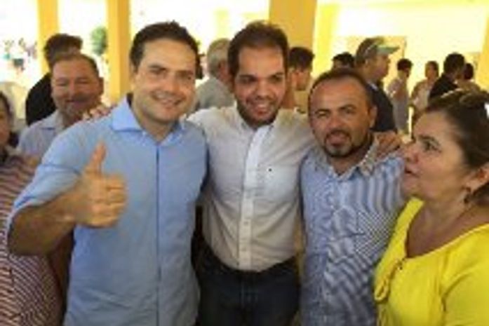 Renan Filho com a família Garrote: Arlindo prefeito e Angela(mãe)