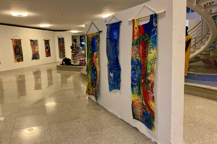 Público pode conferir a exposição “50 anos luz – Uma trajetória artística” até esta segunda (20)