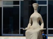 Lewandowski mantém vigência de medidas de combate à pandemia