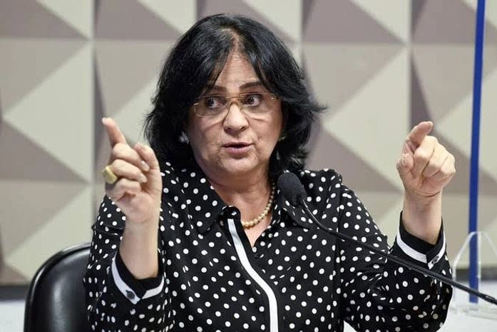 De Damares Alves a Donald Trump