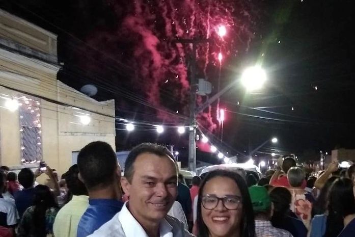 Com muita música e fogos de artifício Prefeitura de Anadia realiza Réveillon