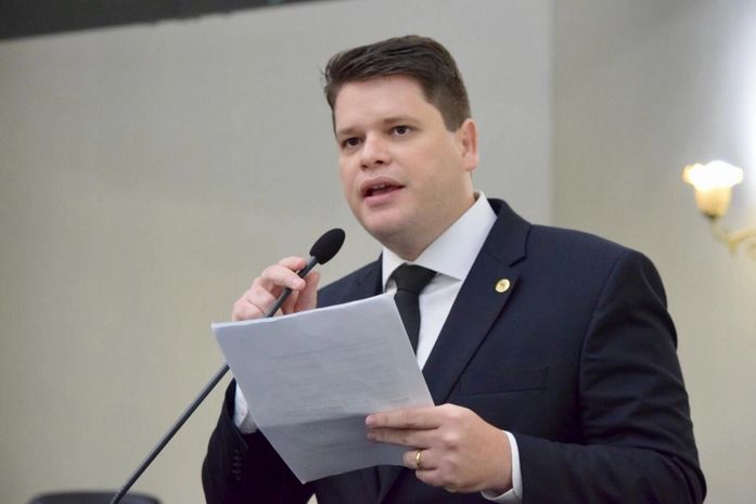 Deputado Davi Davino