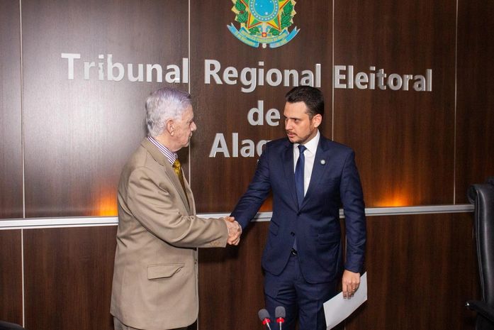 "Recebo este diploma com a tranquilidade de quem acredita na democracia”, afirma deputado federal Nivaldo Albuquerque, em posse no TRE