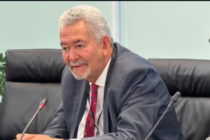 Paulão leva projeto voltado às fontes de energias limpas e renováveis para a EuroLat