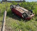 Carro capota após motorista perder controle da direção em Arapiraca