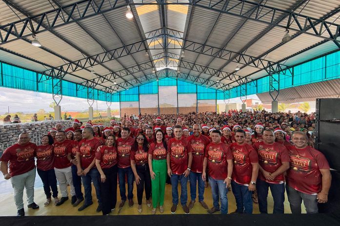 Um encanto de Natal: Prefeitura de Branquinha 
realiza entrega do programa Comida na Mesa