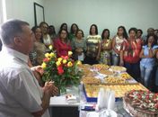 Prefeitura de Atalaia promove café da manhã em homenagem ao Dia Internacional da Mulher