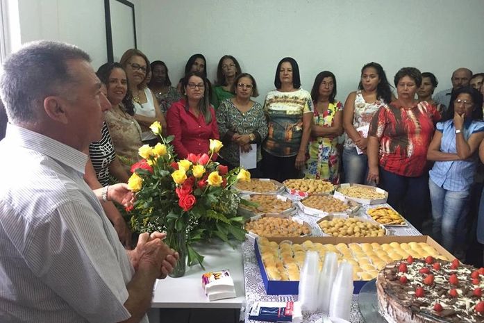 Prefeitura de Atalaia promove café da manhã em homenagem ao Dia Internacional da Mulher